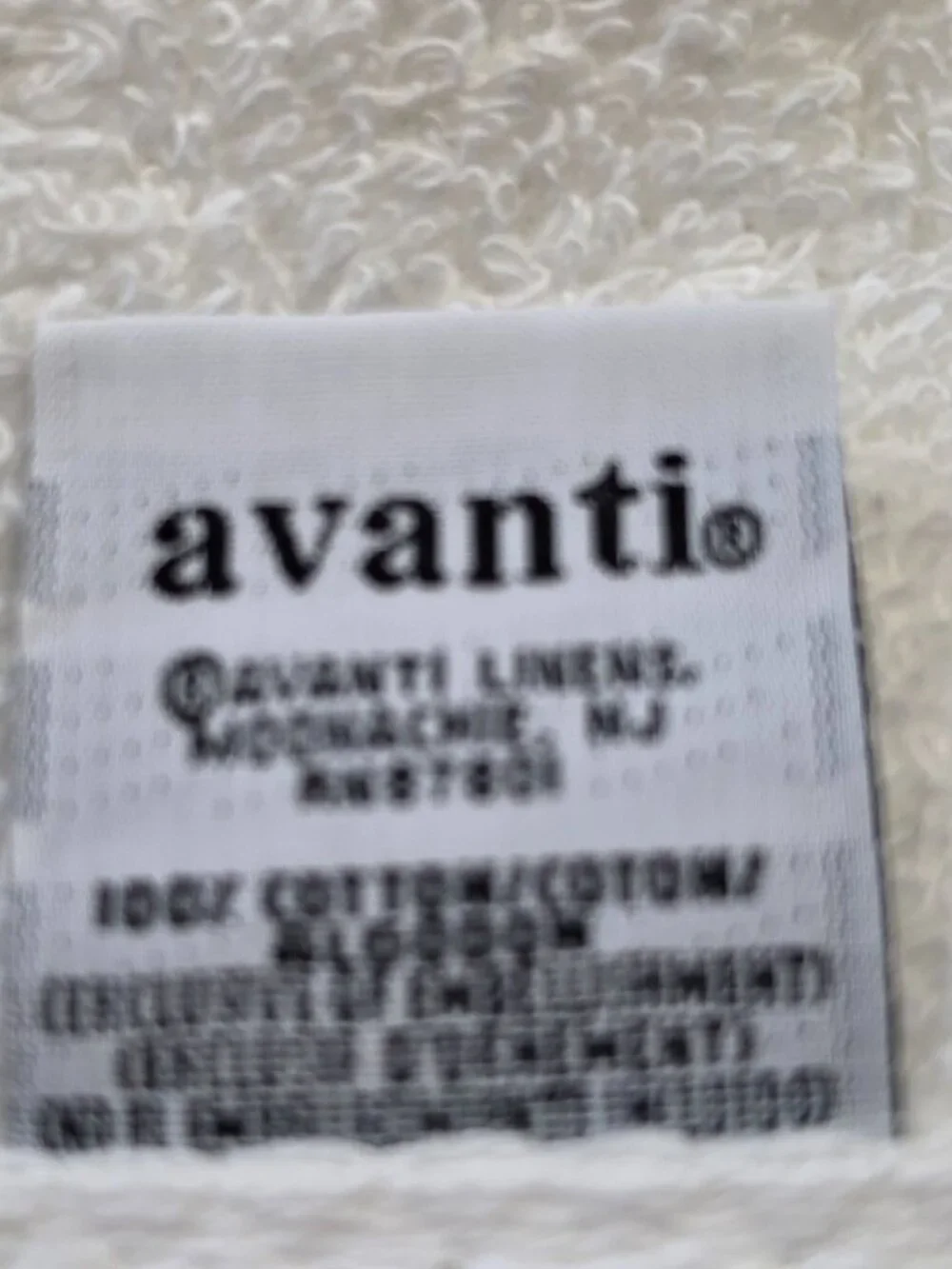Avanti white 100% cotton embrodered embellished hand towels (4)